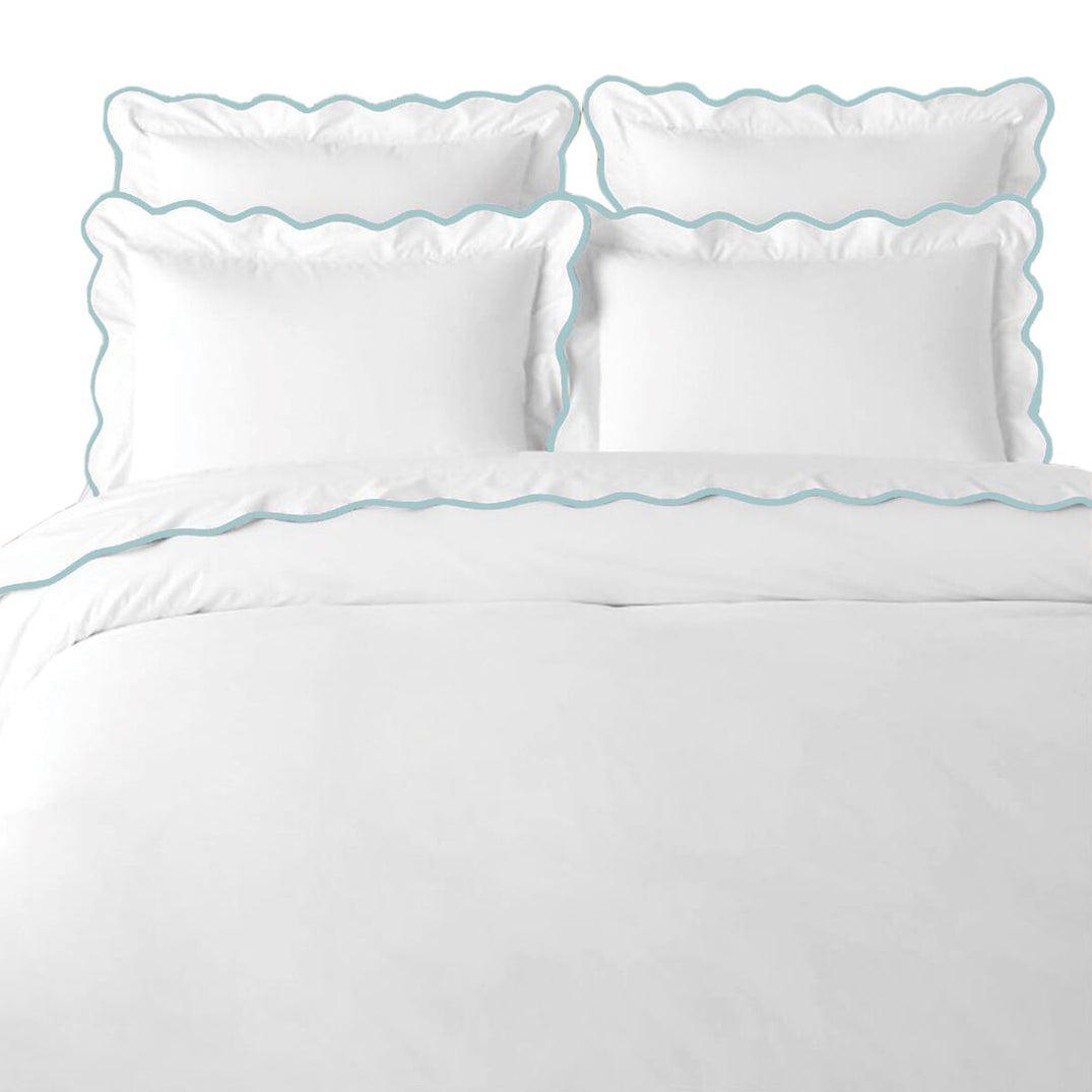Scalloped Duvet Cover, Blue / White Laura Park